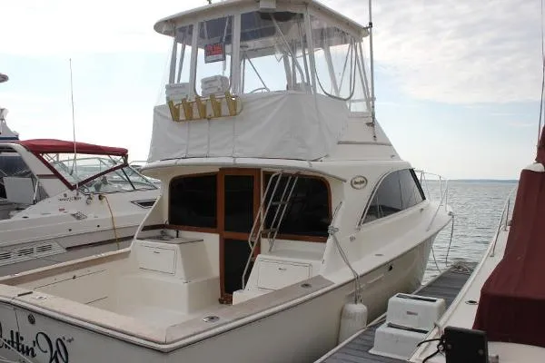 Slide: The Image of Ocean Yachts 32 Super Sport 1989 - 0