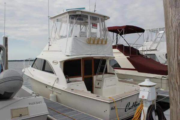 Slide: The Image of Ocean Yachts 32 Super Sport 1989 - 1