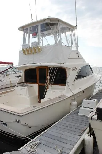 Slide: The Image of Ocean Yachts 32 Super Sport 1989 - 3