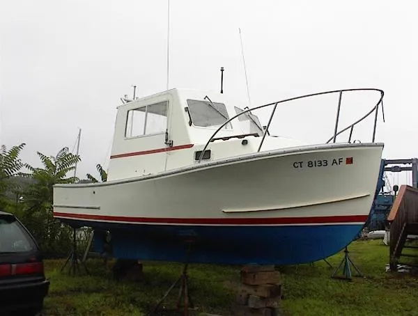 Slide: The Image of Sisu 22 SISU lobster pilothouse 1986 - 0
