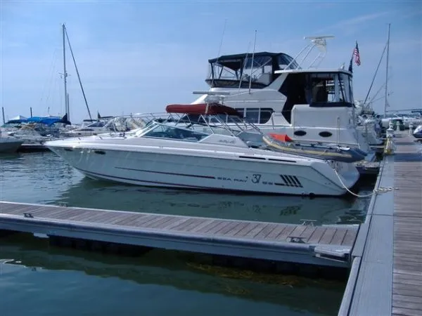 Slide: The Image of Sea Ray 370 Sun Sport 1991 - 0