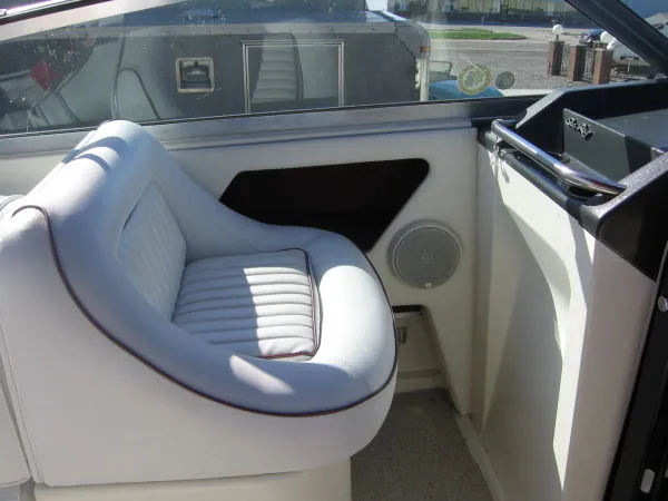 Slide: The Image of Sea Ray 370 Sun Sport 1991 - 6