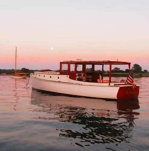 Slide: The Image of Classic "Maine" Yacht Hardtop Picnic Cruiser 1928 - 1