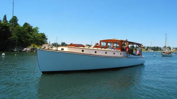 Slide: The Image of Classic "Maine" Yacht Hardtop Picnic Cruiser 1928 - 2