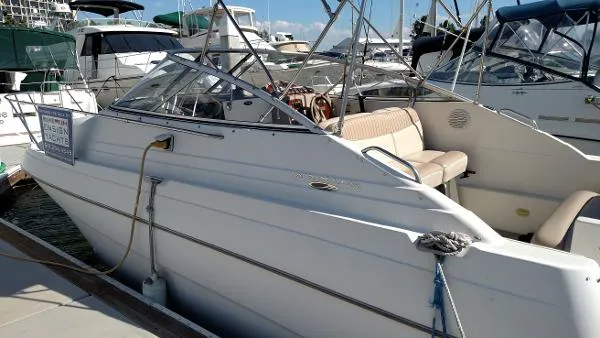 Slide: The Image of Maxum 2400 SCR 2001 - 1