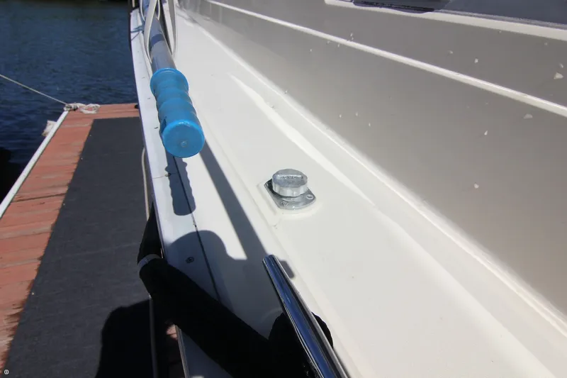 Slide: The Image of Silverton 40 Flybridge 1986 - 8