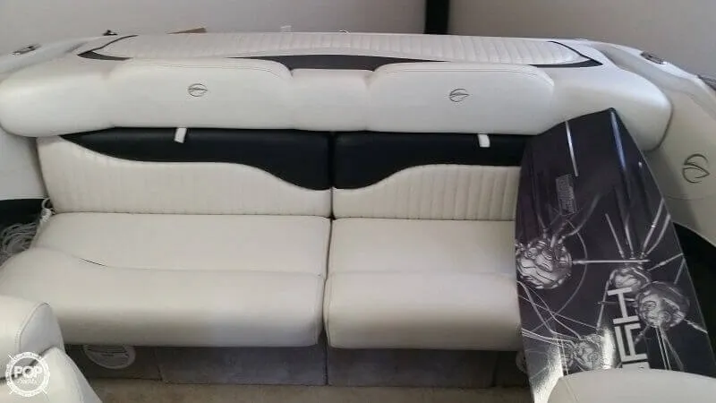 Slide: The Image of Crownline Boats 192 Bow Rider 2005 - 11