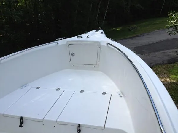 Slide: The Image of Cobia 254 Center Console 2004 - 6