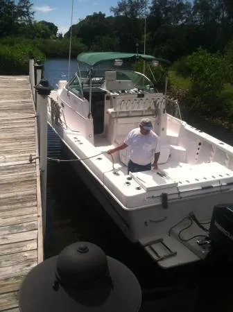Slide: The Image of Pro-Line 2950 Offshore 1995 - 1