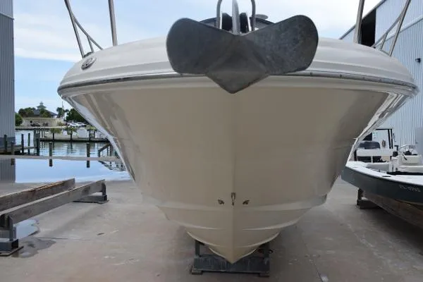 Slide: The Image of Sea Ray 320 Sundancer 2004 - 1