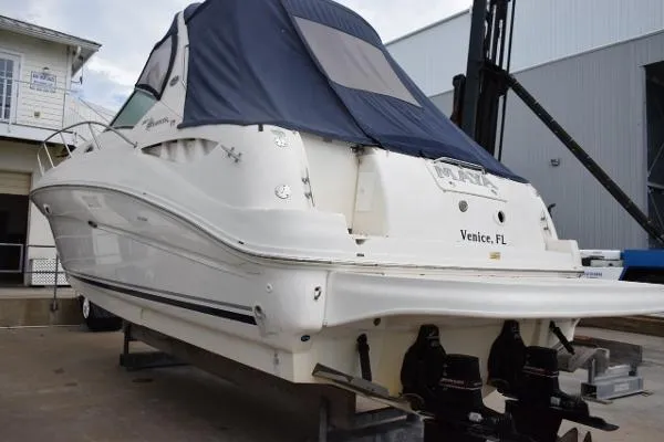 Slide: The Image of Sea Ray 320 Sundancer 2004 - 5