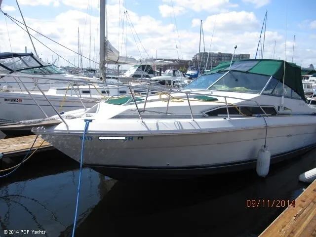 Slide: The Image of Sea Ray 270 1988 - 2