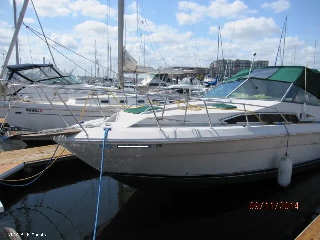 Slide: The Image of Sea Ray 270 1988 - 3