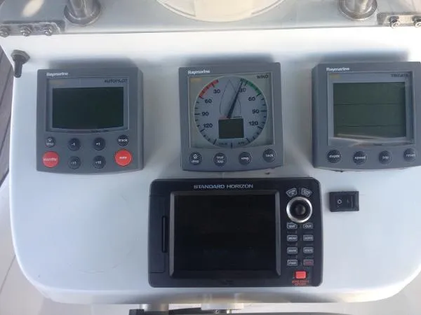Slide: The Image of Beneteau 331 2004 - 3