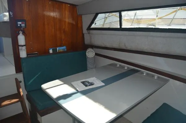 Slide: The Image of Wellcraft 3200 Sport Bridge 1986 - 11