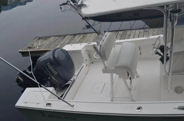 Slide: The Image of Regulator Marine 23 Open w/ F225 2004 - 6