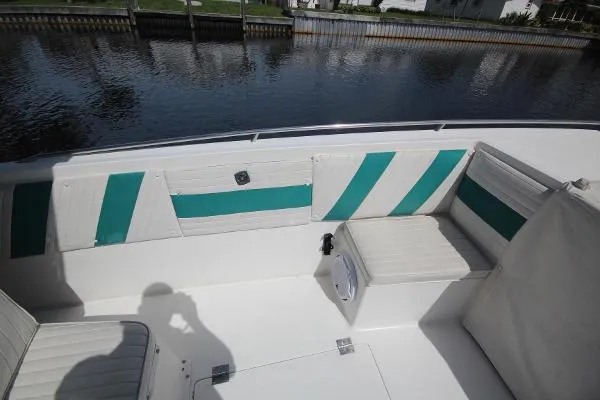 Slide: The Image of Wellcraft 30 Scarab Sport 1989 - 11