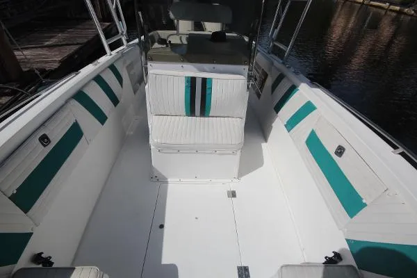 Slide: The Image of Wellcraft 30 Scarab Sport 1989 - 9