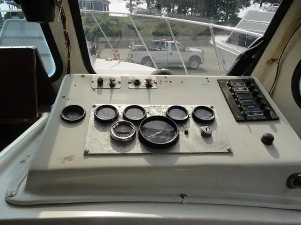Slide: The Image of GLENN YOUNG 32 Custom 1984 - 8