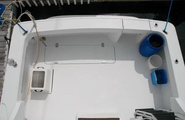 Slide: The Image of Luhrs 320 Convertible 1996 - 2