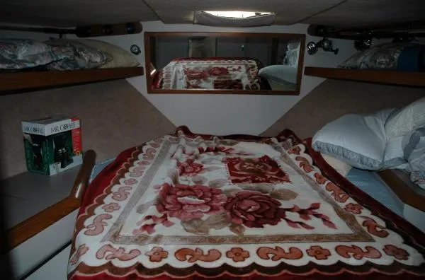 Slide: The Image of Luhrs 320 Convertible 1996 - 8