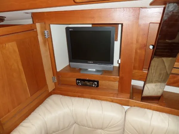 Slide: The Image of Tartan 3700 Keel/Centerboard 2005 - 5