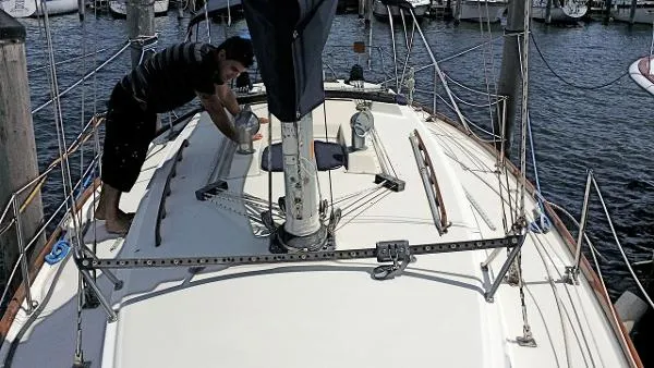 Slide: The Image of Pearson 34-2 Sloop 1989 - 2