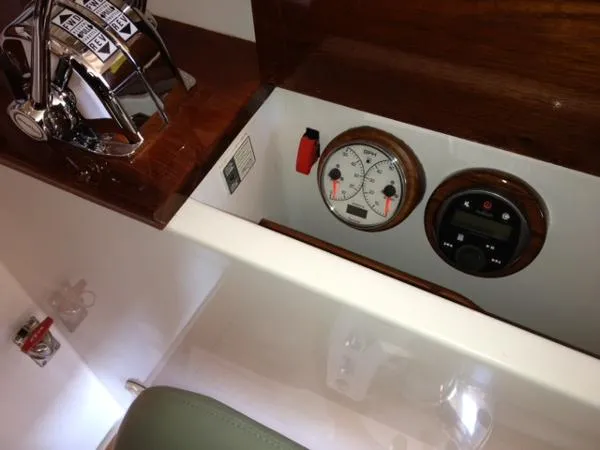 Slide: The Image of Shelter Island 38 Runabout 1999 - 4