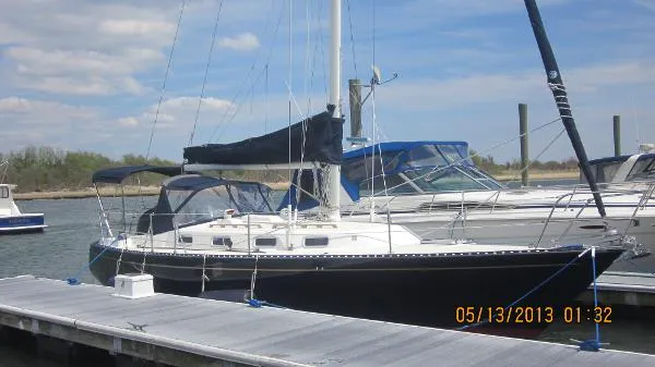 Slide: The Image of Tartan 34 MK II 1985 - 11