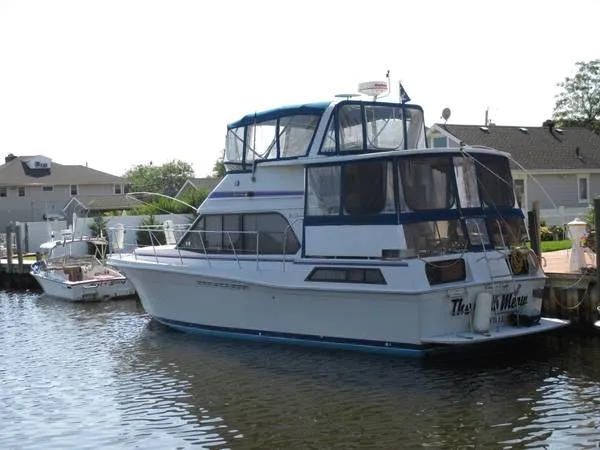 Slide: The Image of Chris-Craft 426 Catalina Double Cabin 1988 - 2