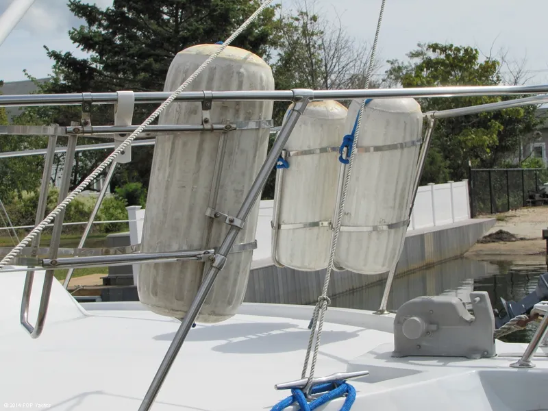 Slide: The Image of Chris-Craft 426 Catalina Double Cabin 1988 - 6