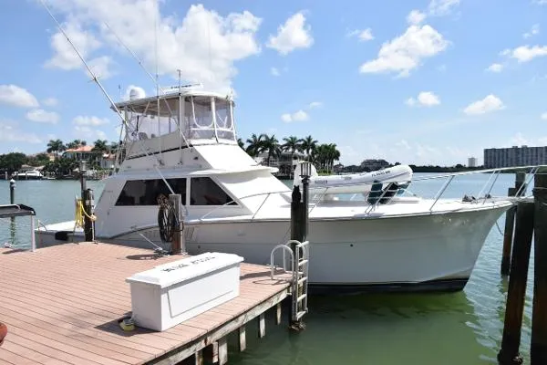Slide: The Image of Hatteras 45 Convertible 1970 - 0