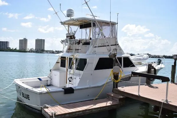 Slide: The Image of Hatteras 45 Convertible 1970 - 1