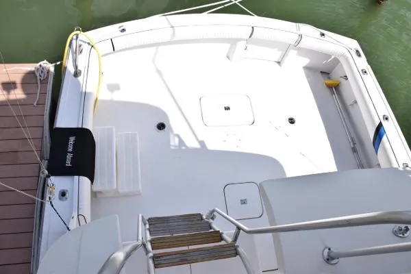 Slide: The Image of Hatteras 45 Convertible 1970 - 9