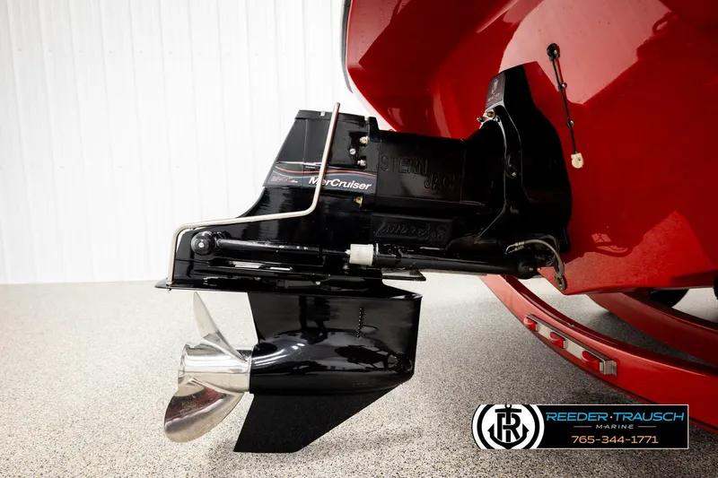 Slide: The Image of 2005 Crownline 225 LPX boat stern drive with MerCruiser engine, red hull, Reeder-Trausch Marine. - 39