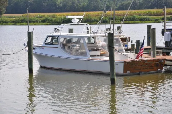Slide: The Image of Williams Marine Chesapeake Bay Boat 2002 - 0