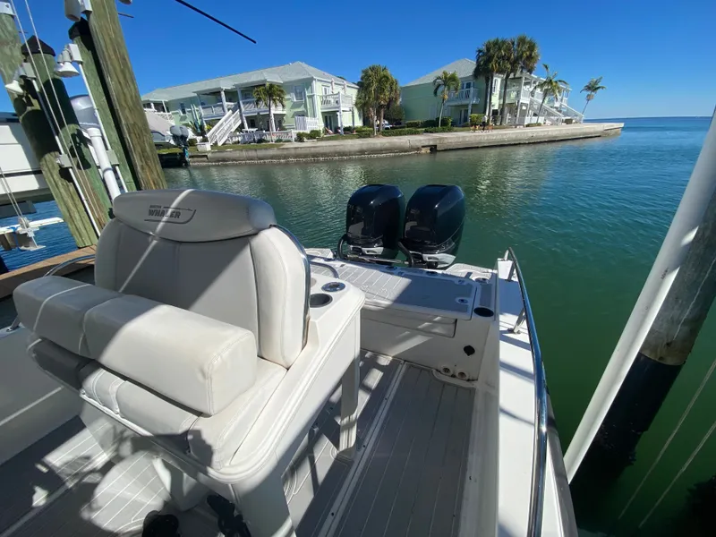 Slide: The Image of Boston Whaler 270 Dauntless 2015 - 4