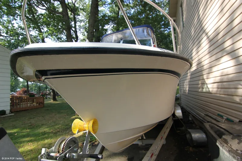 Slide: The Image of Grady-White 22 Seafarer 1989 - 2