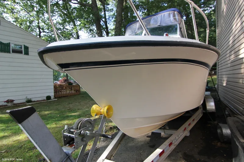 Slide: The Image of Grady-White 22 Seafarer 1989 - 6