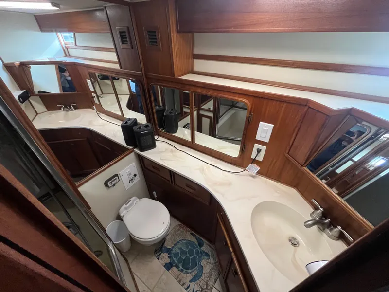 Slide: The Image of Chris-Craft 500 Constellation 1987 - 32