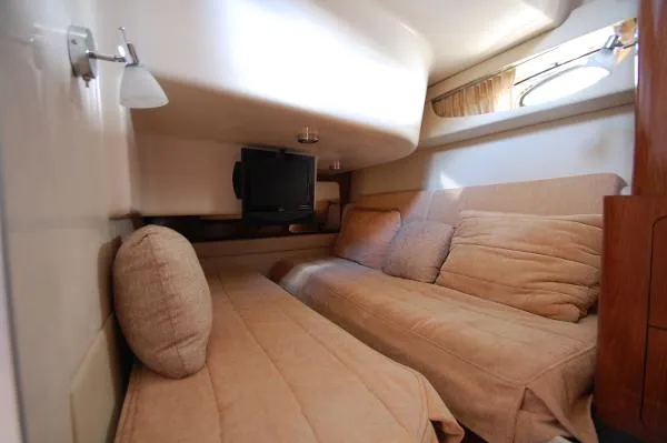 Slide: The Image of Regal 4080 Flybridge Sedan 4080 FB Sedan Mint Condition 2011 - 6