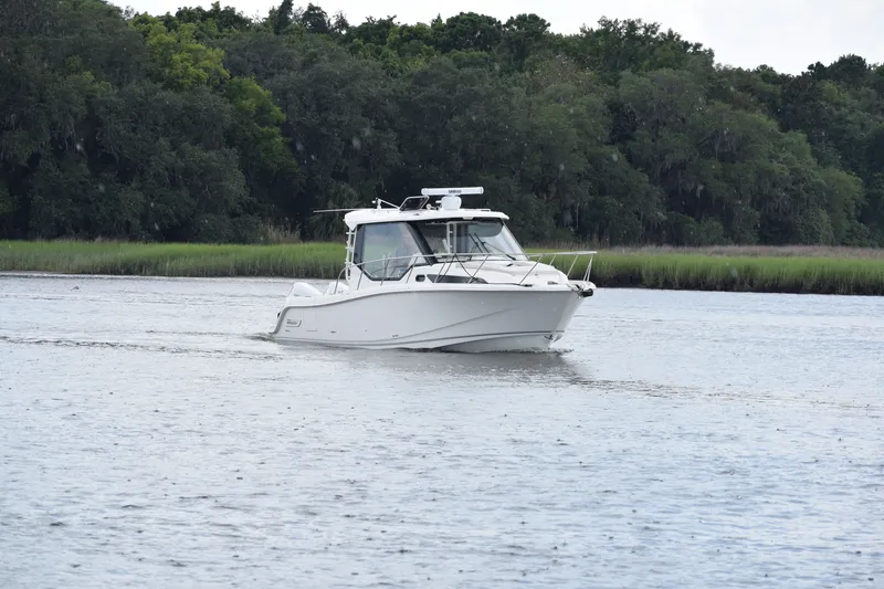 Slide: The Image of Boston Whaler 325 Conquest 2026 - 37