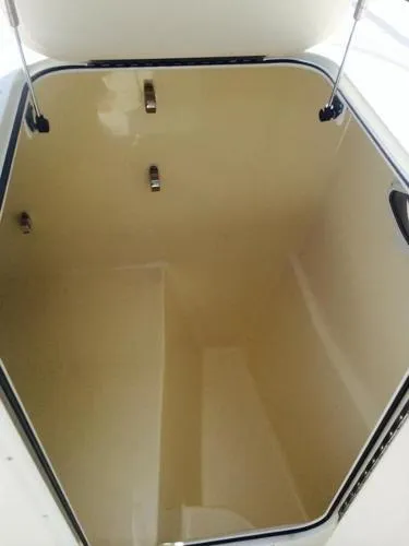 Slide: The Image of World Cat 330 TE 2010 - 7