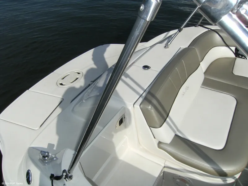 Slide: The Image of Sea Ray 220 Sun Deck 2006 - 10