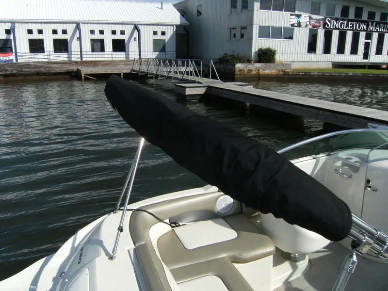 Slide: The Image of Sea Ray 220 Sun Deck 2006 - 11