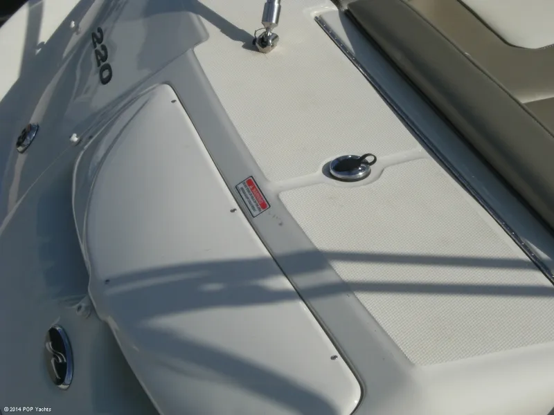 Slide: The Image of Sea Ray 220 Sun Deck 2006 - 7