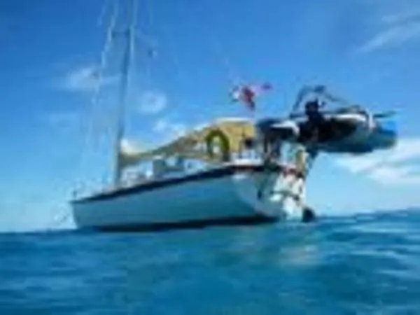 Slide: The Image of Pearson 424 Sloop (Updated Yanmar Diesel) 1980 - 5