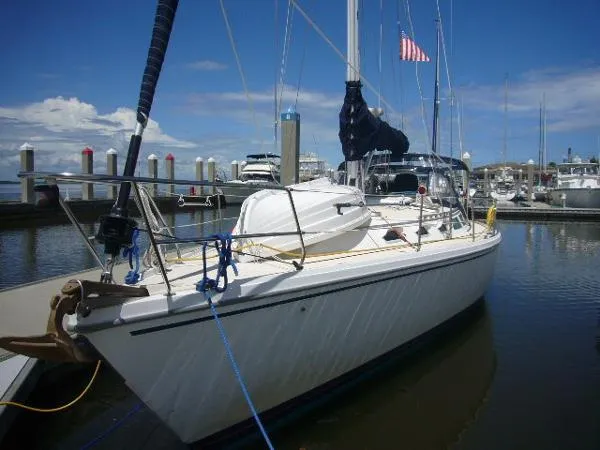 Slide: The Image of Catalina 42 1989 - 1