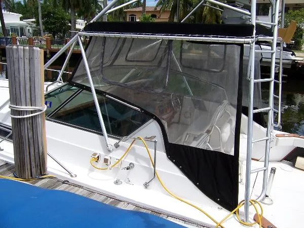 Slide: The Image of Sea Ray Diesel Sportfish 1988 - 3