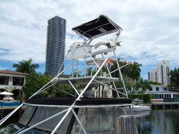 Slide: The Image of Sea Ray Diesel Sportfish 1988 - 4